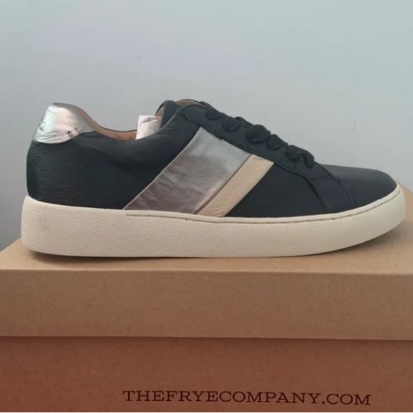 FRYE AND CO. Shoes - Frye & Co Hallie Metallic Leather Low Lace Sneakers